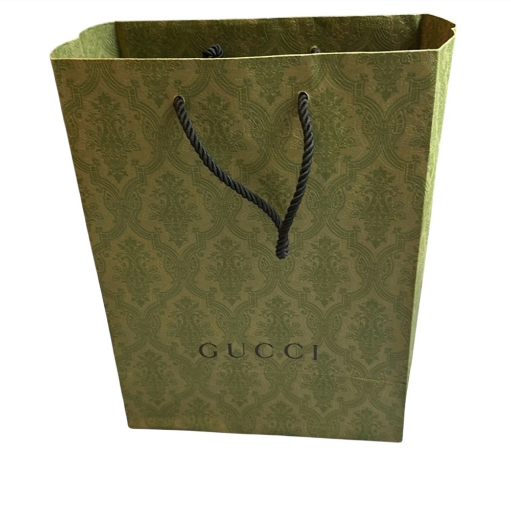 Large green Gucci gift bag with handles